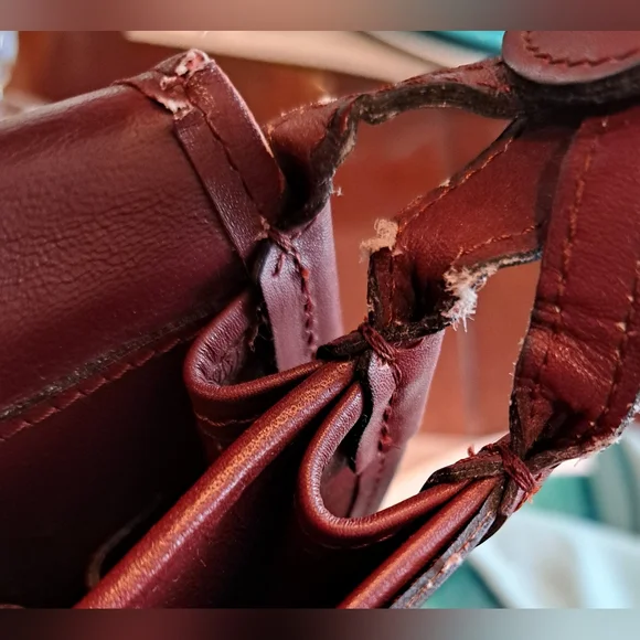 Vintage 1975 Classic Cartier Brown Leather Shoulder Bag - Picture 10 of 16